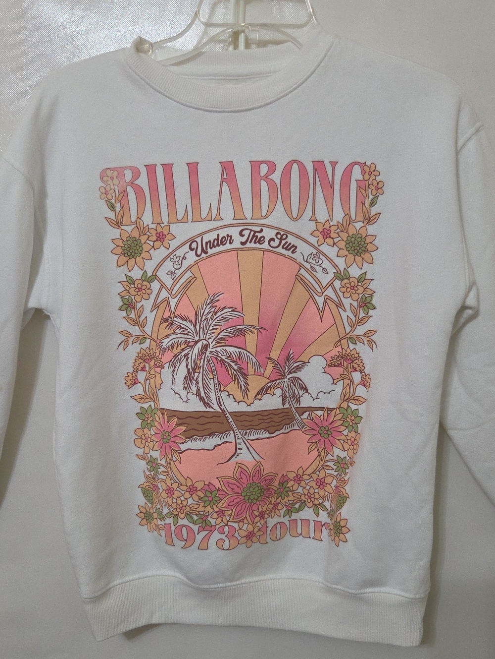 Billabong Women's White 1973 Tour Crew Neck Long sleeve Sweatshirt - Size XS